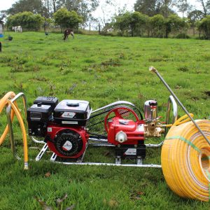 Manguera-Amarilla-estacionaria